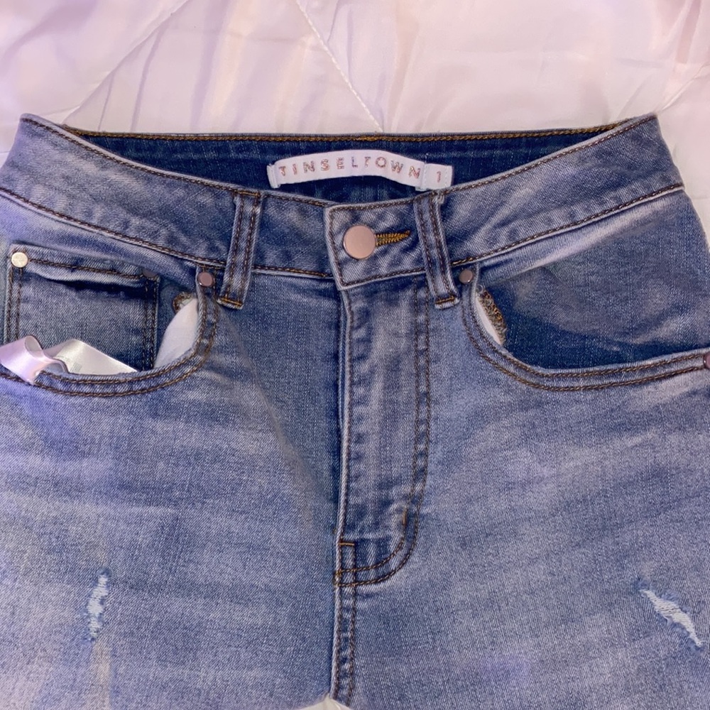 flare jeans with two knee rips light colored - Picture 3 of 5